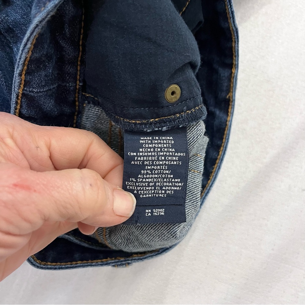 Liz Claiborne Dark Blue Flare Jeans size 6 - Picture 6 of 6